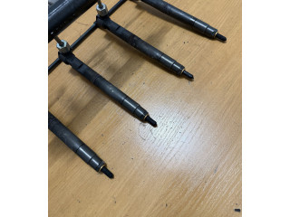 Vstřikovač 28489548, 25195089 Opel Antara