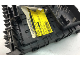 Блок предохранителей 1K0937125A Volkswagen Caddy