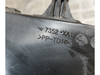 Pojistková skříňka 7352XA1, 8266276011 Lexus CT 200H 2011