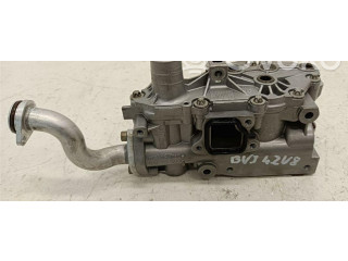 Масляный насос     Audi A6 S6 C6 4F 