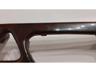 Другая центральная деталь консоли (туннеля)