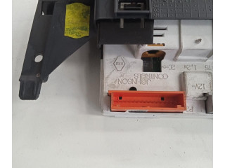 Спидометр (приборный щиток) 8200028364A Renault Clio II