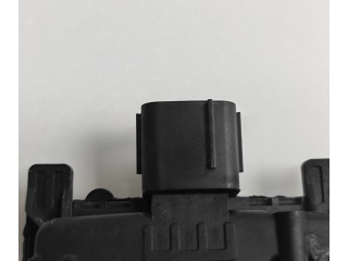 Датчик слепых зон 32286570   Volvo XC90