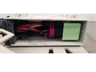 Pojistková skříňka 9270356 BMW 2 F45 2017