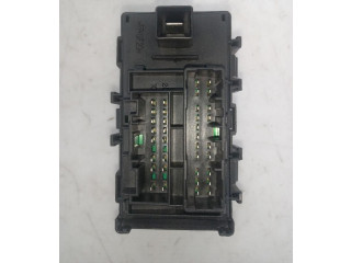 Блок предохранителей 9195-00000   KIA Ceed    