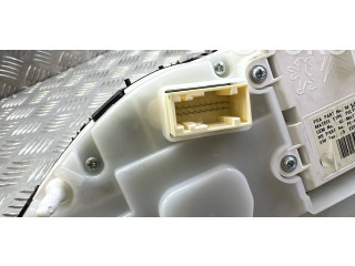 Панель приборов 9814039880, 9814697280 Peugeot 2008 I