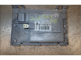 Дисплей    9812862880   Peugeot 2008 I