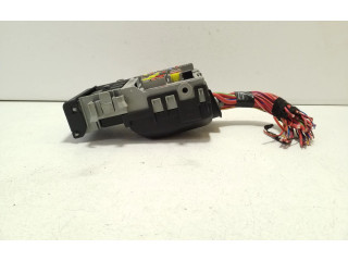 Pojistková skříňka 13222786 Opel Zafira C 2012