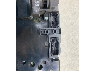 Блок управления климат-контролем    Volvo V70