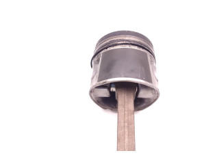 Поршень с шатуном N22A1 N22A1 Honda FR-V