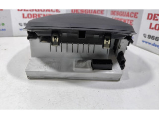 Дисплей    8200307273   Renault Clio III