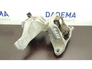 Подушка двигателя