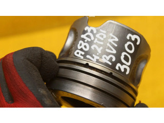 Píst    Audi A8 S8 D3 4E     