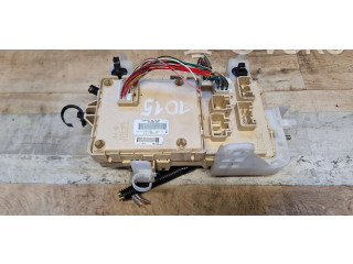 Блок предохранителей  892210F030   Toyota Corolla Verso AR10    