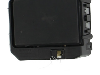 Дисплей    284B07078R   Renault Clio V