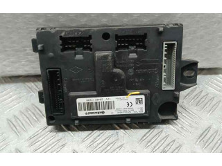 Блок управления 284B11723R Dacia Sandero