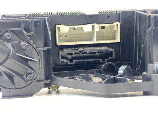 Блок управления климат-контролем 53701, 74730933   Volkswagen PASSAT B6