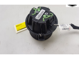 Вентилятор печки    272106020R, 272106020R   Dacia Duster