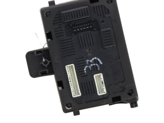 Модуль управления BSM 8200343733   Renault Clio III    