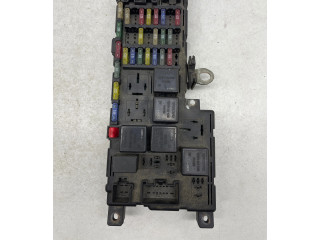 Блок предохранителей 30728008, 518829106 Volvo XC90