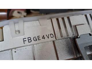 Панель приборов GE4VD, FBGE4VD Mazda 626