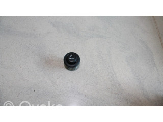 Передний прикуриватель