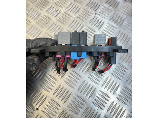 Блок предохранителей  4F0937503   Audi A6 S6 C6 4F    