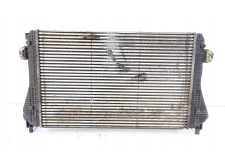 Интеркулер  3C0145805AN   Volkswagen PASSAT B7 
