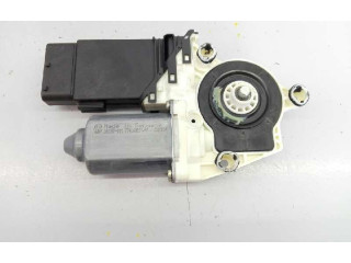 Передний двигатель механизма для подъема окон