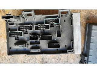 Блок предохранителей Chrysler Voyager