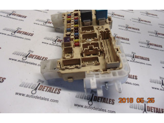 Блок предохранителей 89221-0F010 Toyota Corolla Verso E121