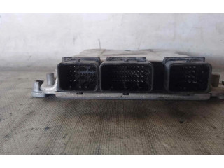 Блок управления двигателя 281010815   Peugeot Expert