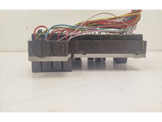 Блок предохранителей 8688383, 8645716   Volvo S80    