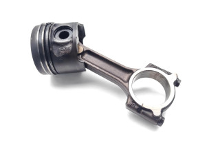 Píst K9K766   Renault Clio III    K9K766 