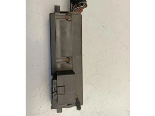 Блок предохранителей Seat Ibiza II (6k)