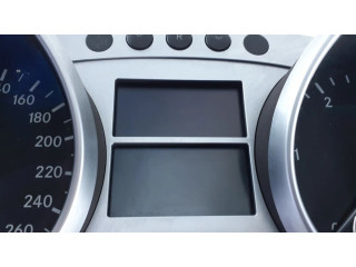 Přístrojová deska Mercedes-Benz R W251 2010 A2515404348