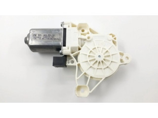 Передний двигатель механизма для подъема окон