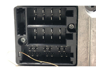 Поршень Радио/ проигрыватель CD/DVD / навигация 86120-0H010 Peugeot 107