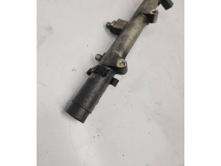 Топливная рампа F00R001823, 059130090J Audi A6 S6 C6 4F для двигателя BKP