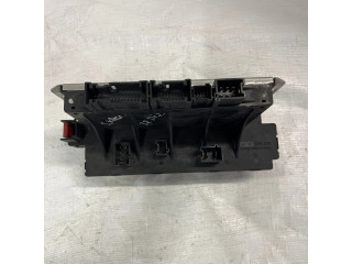 Pojistková skříňka A0285459832, 05045113 Mercede-Benz S W220 2001