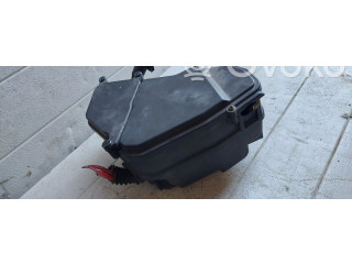 Pojistková skříňka Audi Q7 4L 2007