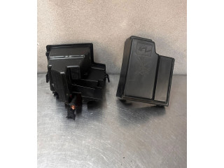 Pojistková skříňka Nissan Juke II F16 2023