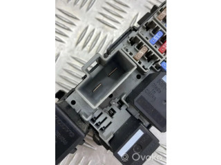 Блок предохранителей 3800159HWB   Volvo V70    