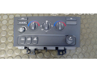 Блок управления климат-контролем 8682928, NICHTZUTREFFEND   Volvo V70