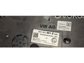 Панель приборов 5E0920861E   Skoda Octavia Mk3 (5E)       