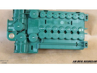 Pojistková skříňka BMW 5 E39 2001