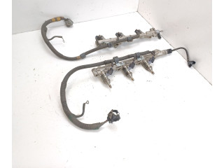 Vstřikovač 2325031030, 8212730040A Lexus GS 300 350 430 450H 8559517