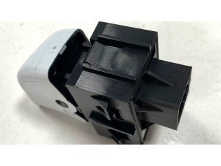 Включатель ручного тормоза