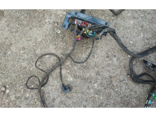 Pojistková skříňka 7H0971727F Volkswagen Transporter - Caravelle T5 2007