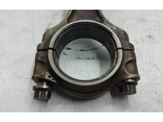  Поршень с шатуном    Maserati Quattroporte  